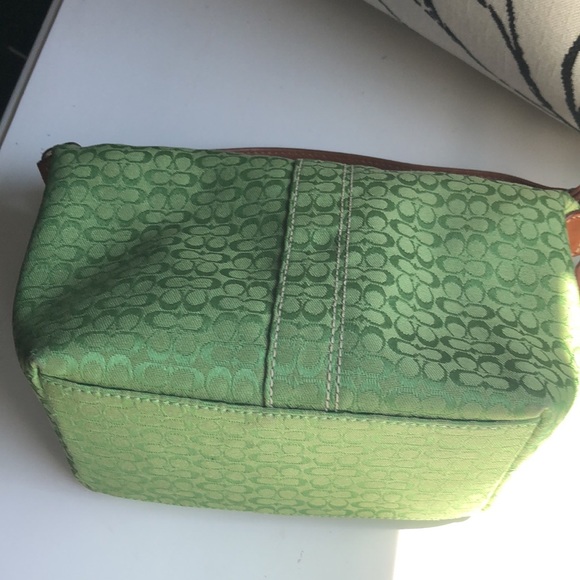 Coach lime green pouchette bag canvas CC signature print leather brown strap - Picture 5 of 6